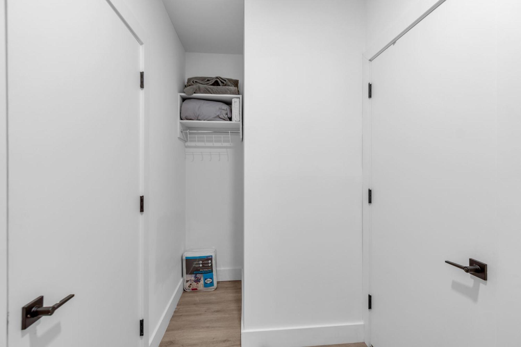 Royal Oasis Indoor Pool, Free Parking, Near Nyc Apartment อลิซาเบธ ภายนอก รูปภาพ